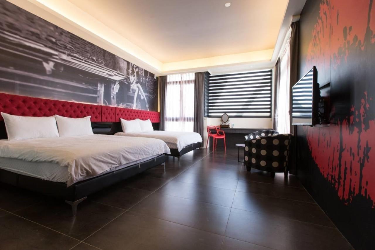 Bookline B&B Hualien stad Exteriör bild