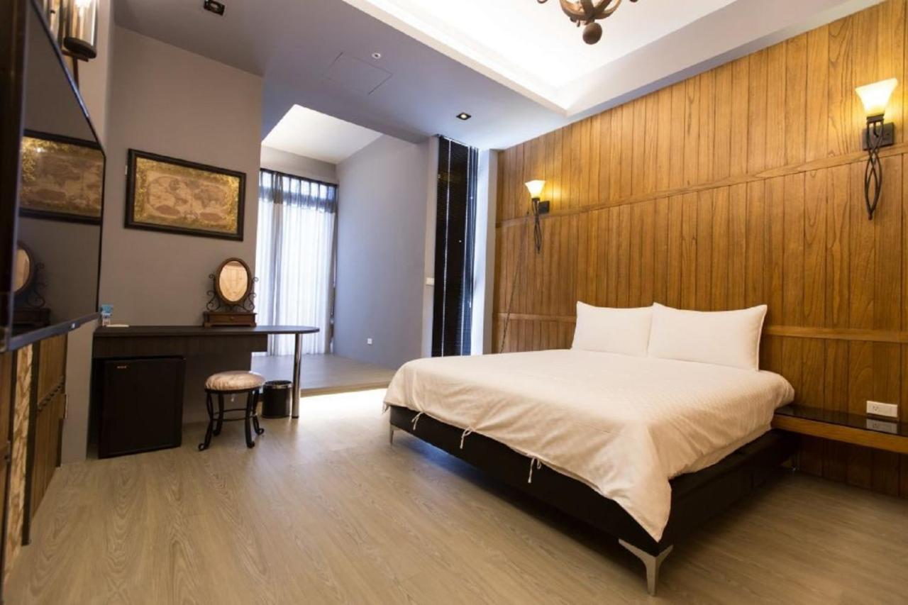 Bookline B&B Hualien stad Exteriör bild